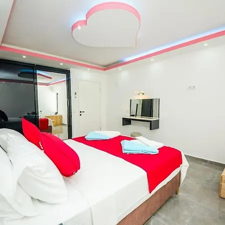 Вилла Peaceful Private Pool And Jacuzzi *