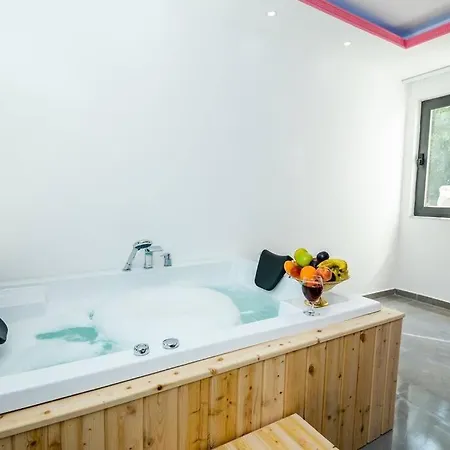 Peaceful Private Pool And Jacuzzi * Калкан